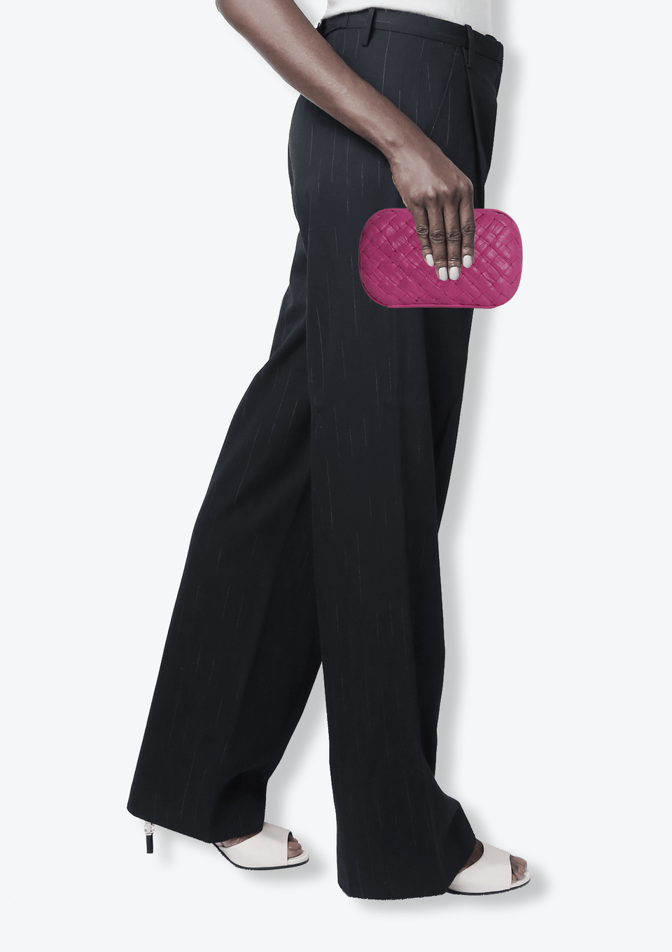 INTRECCIATO LEATHER KNOT CLUTCH