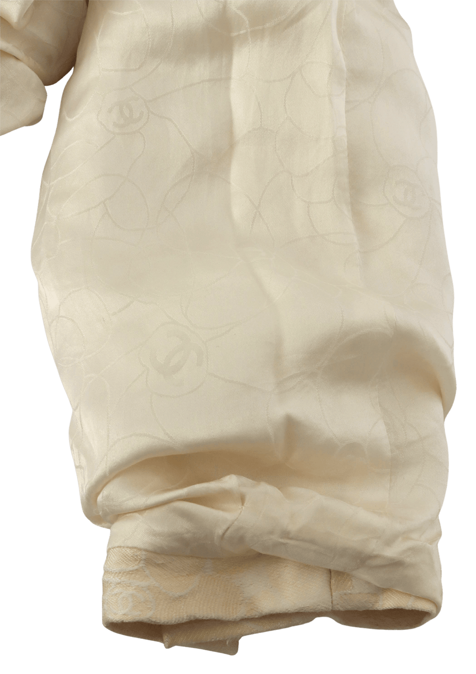 VINTAGE 2001 CAMELLIA JACQUARD SUIT 44