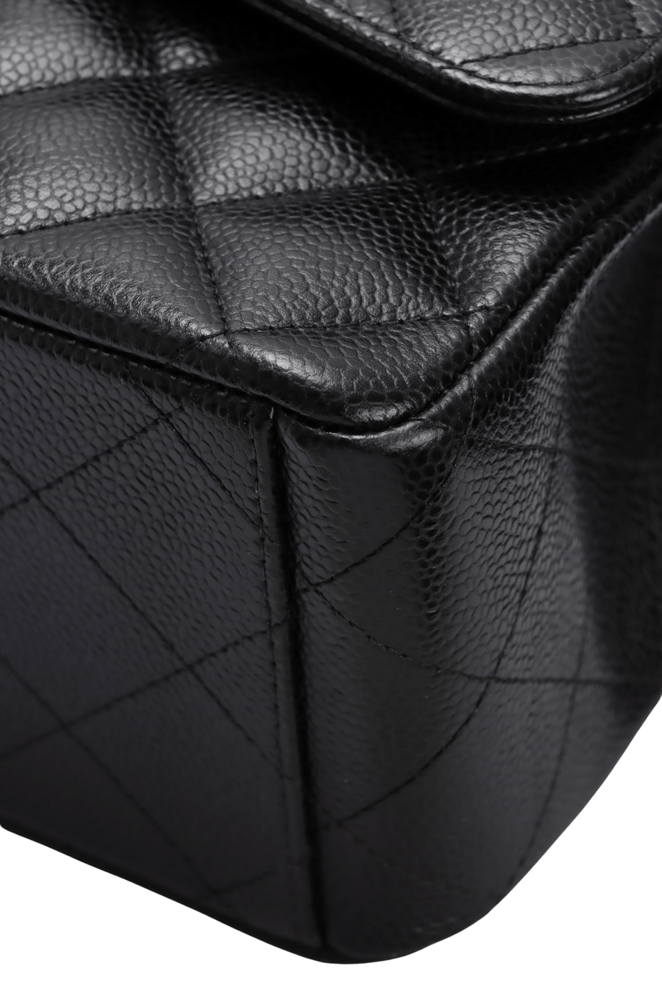 MAXI CLASSIC DOUBLE FLAP CAVIAR