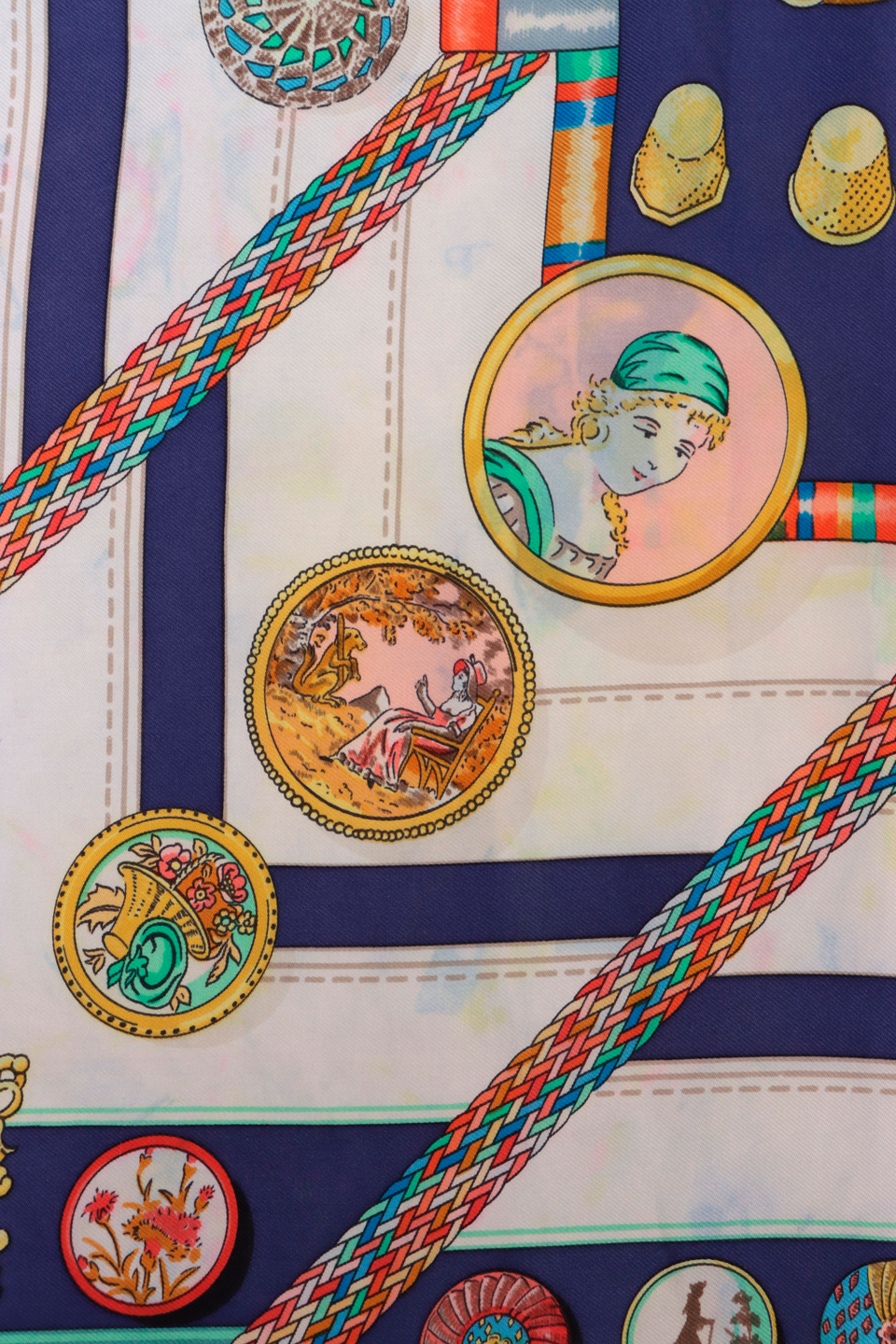 PETITE MAIN SILK SCARF