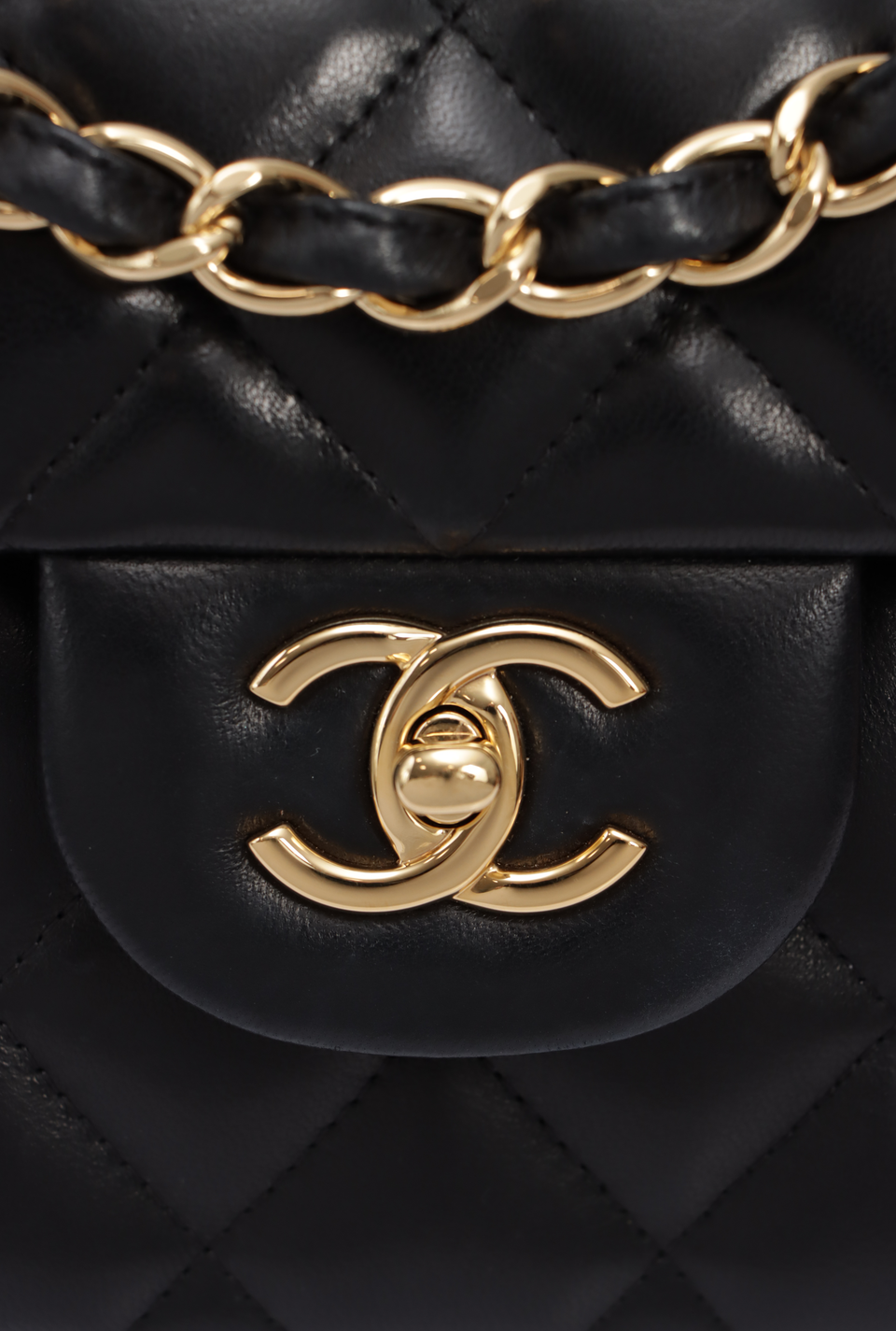 JUMBO CLASSIC DOUBLE FLAP LAMBSKIN