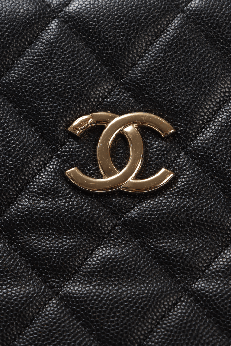 ROLLED UP TOTE CAVIAR