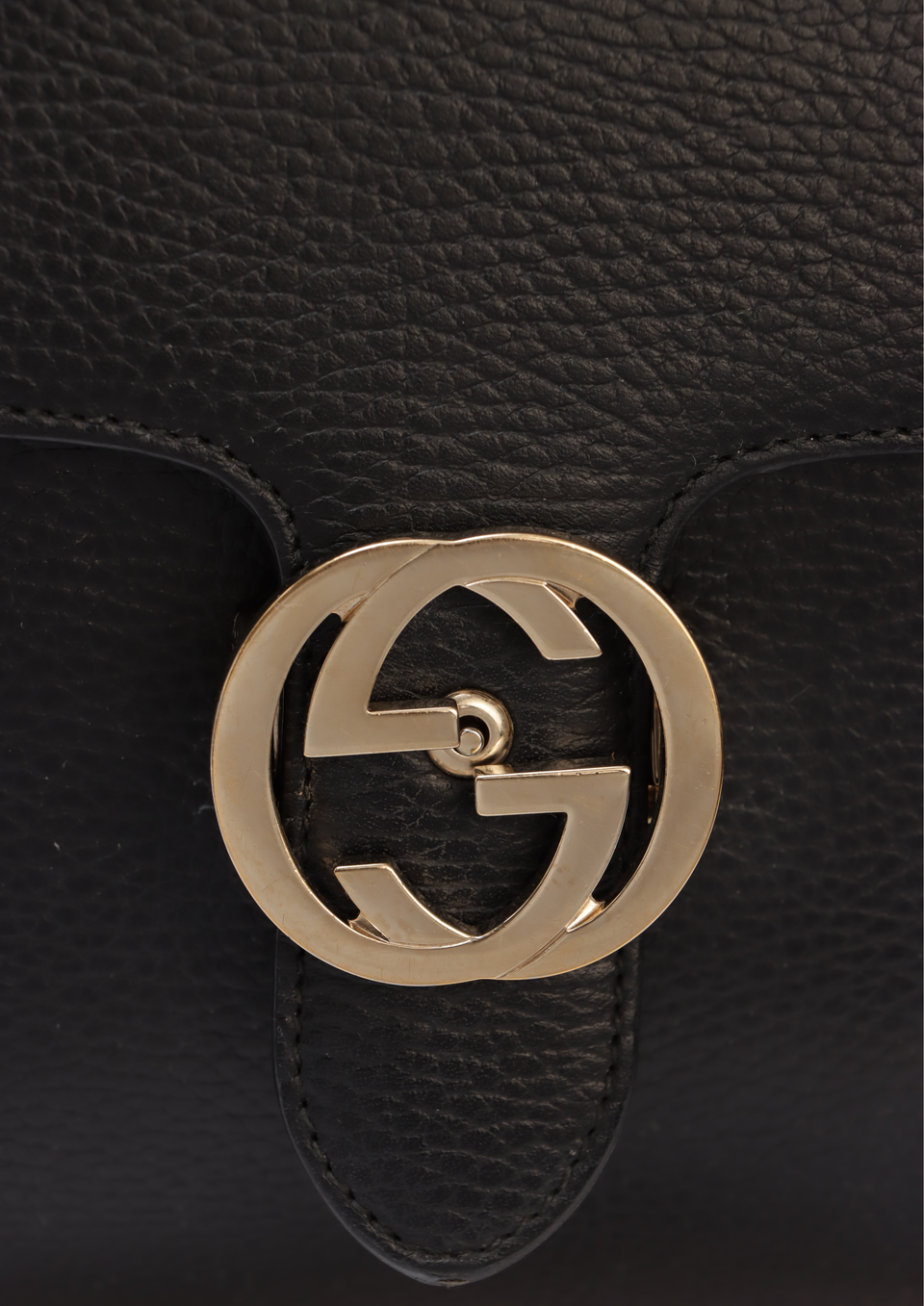 INTERLOCKING G DOLLAR TOP HANDLE