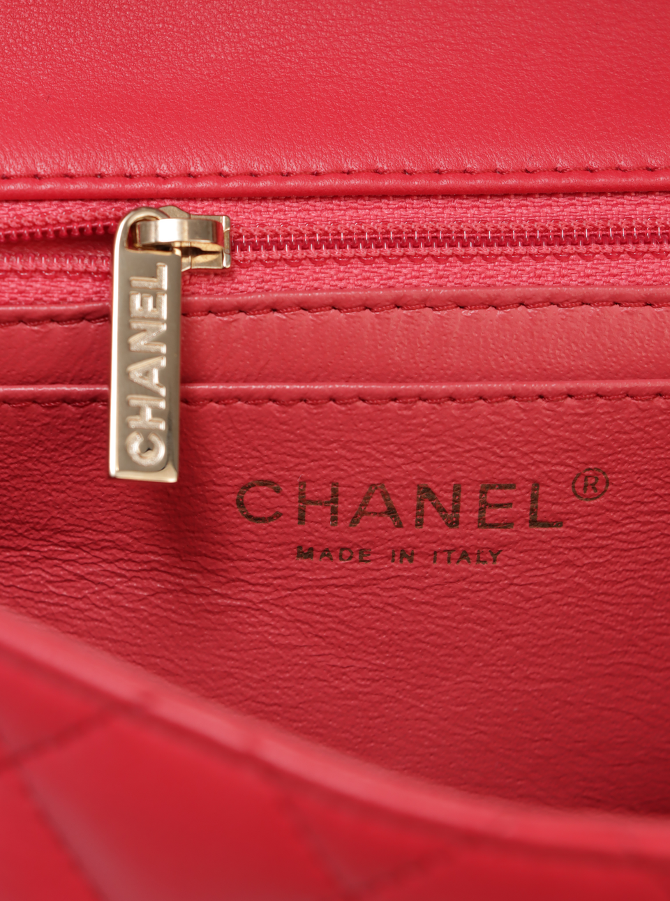 MINI SQUARE CLASSIC SINGLE FLAP LAMBSKIN