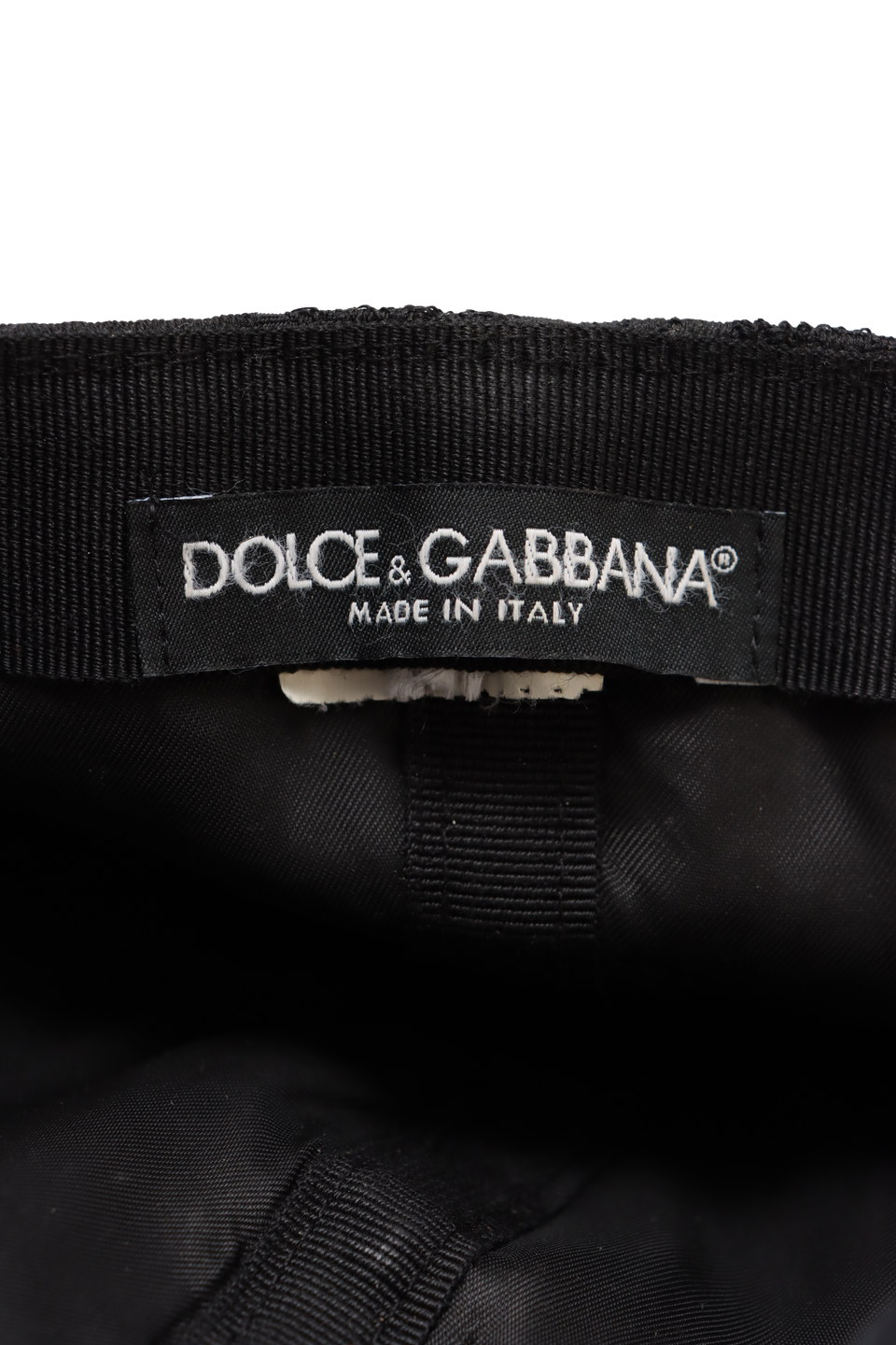 EMBROIDERED LOGO BASEBALL CAP