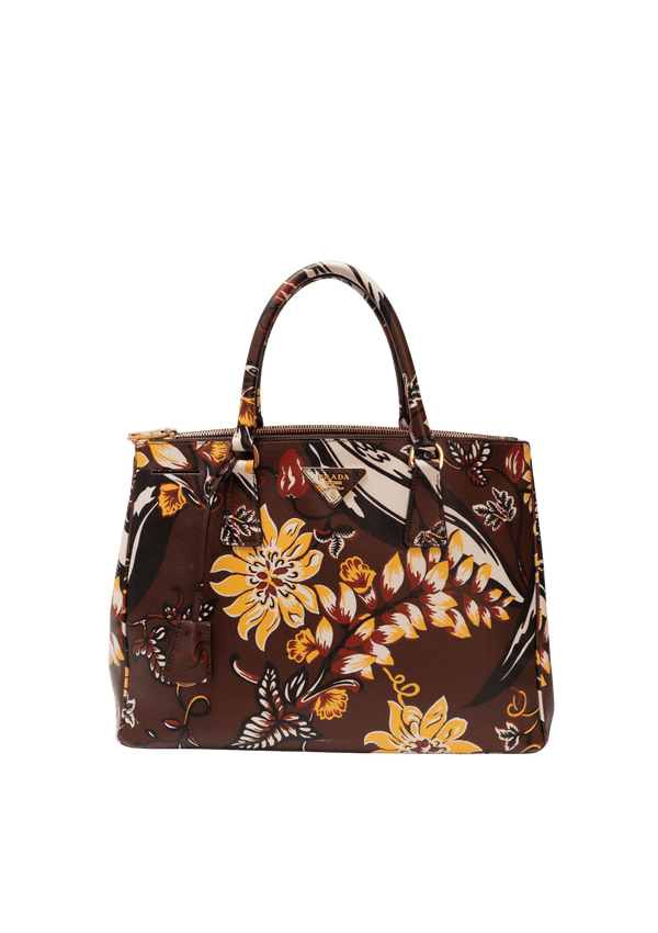 MEDIUM SAFFIANO LUX DOUBLE ZIP GALLERIA