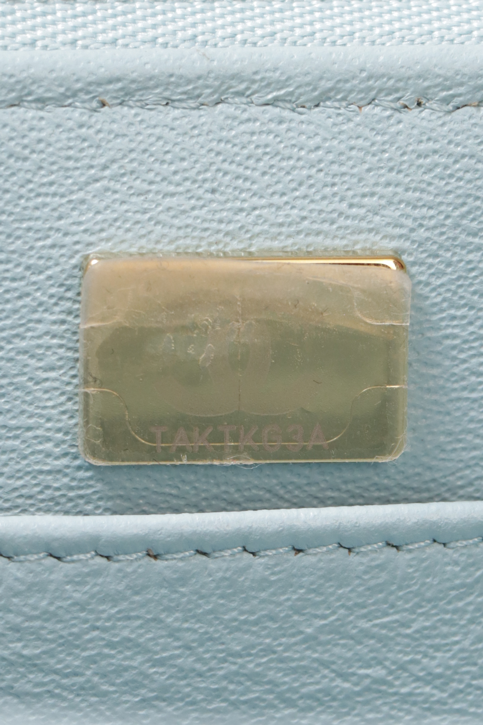 IRIDESCENT SMALL TOP HANDLE VANITY CASE