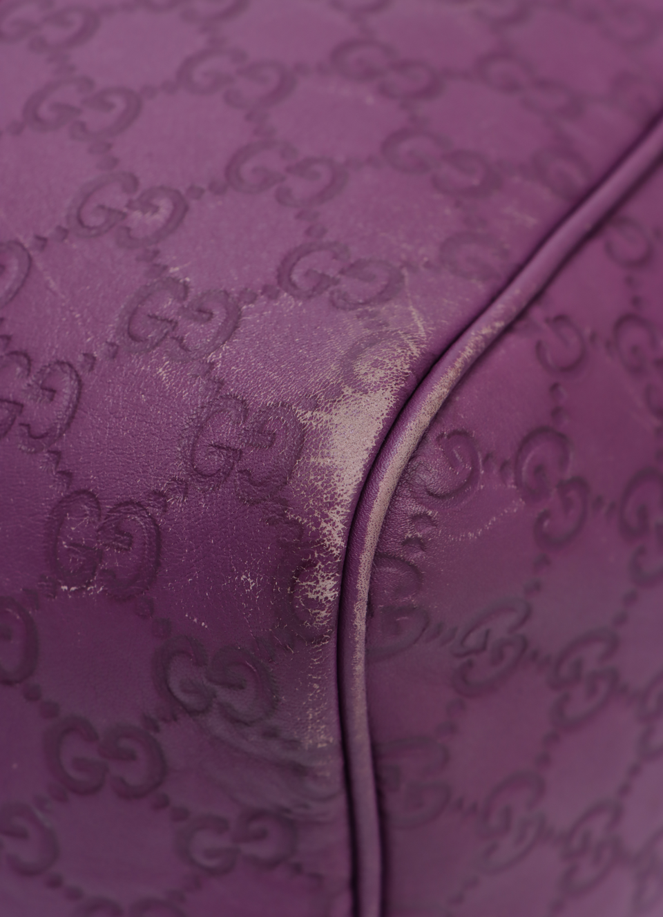 MEDIUM GUCCISSIMA JOY BOSTON BAG