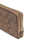 SIGNATURE WRISTLET