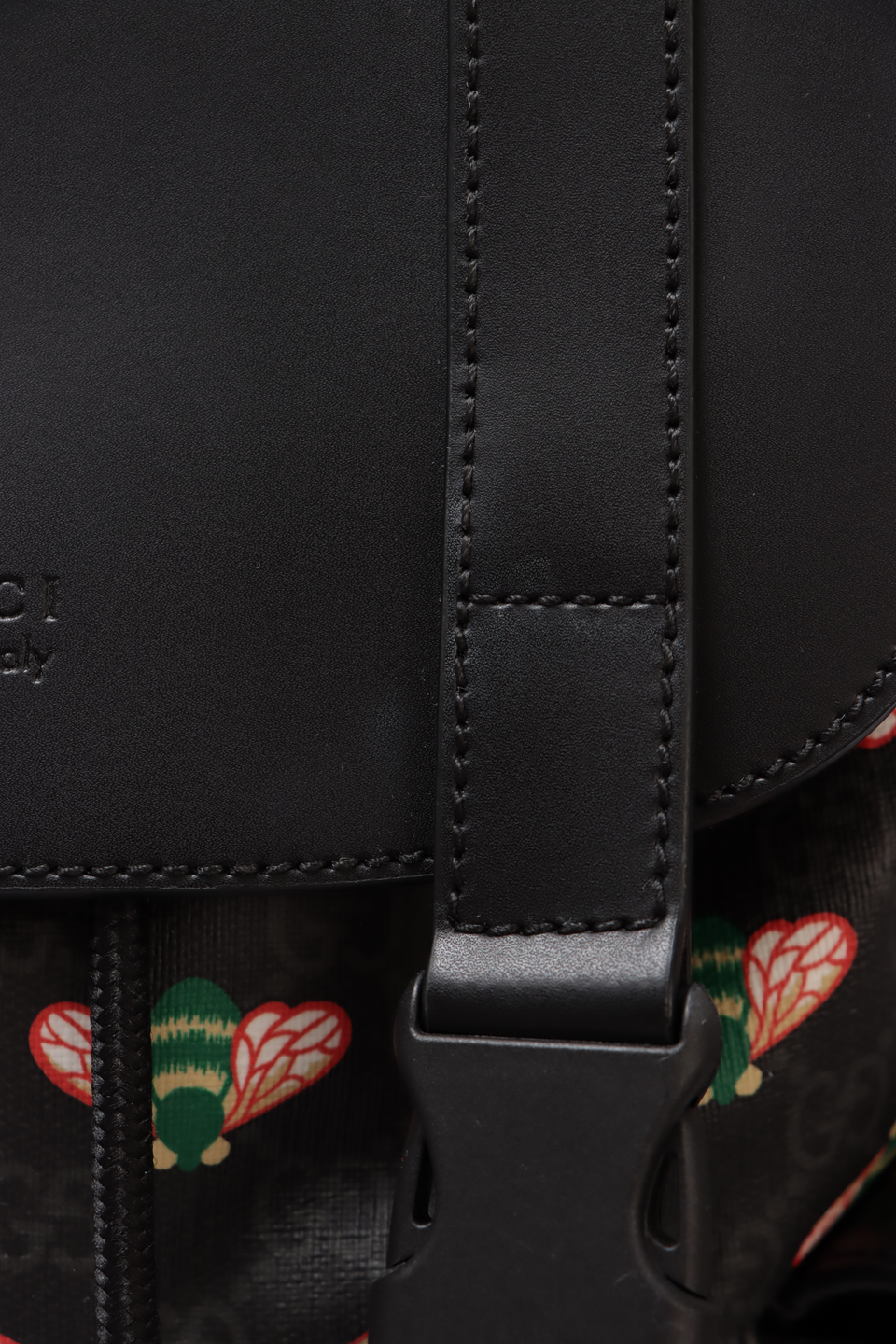 GG SUPREME BESTIARY BACKPACK