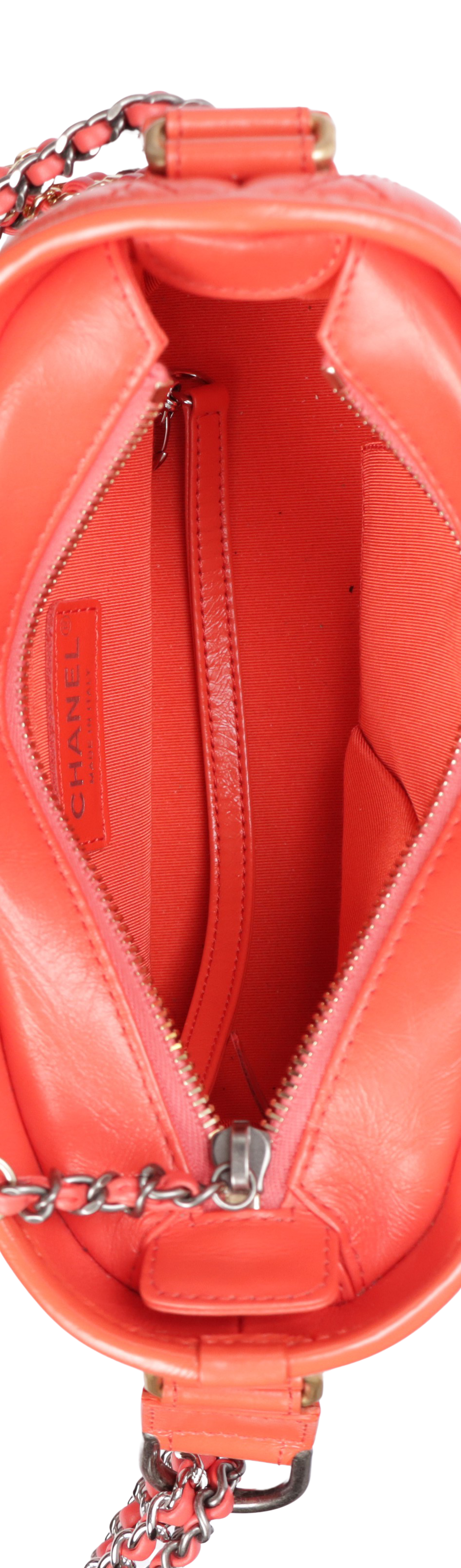 SMALL GABRIELLE HOBO