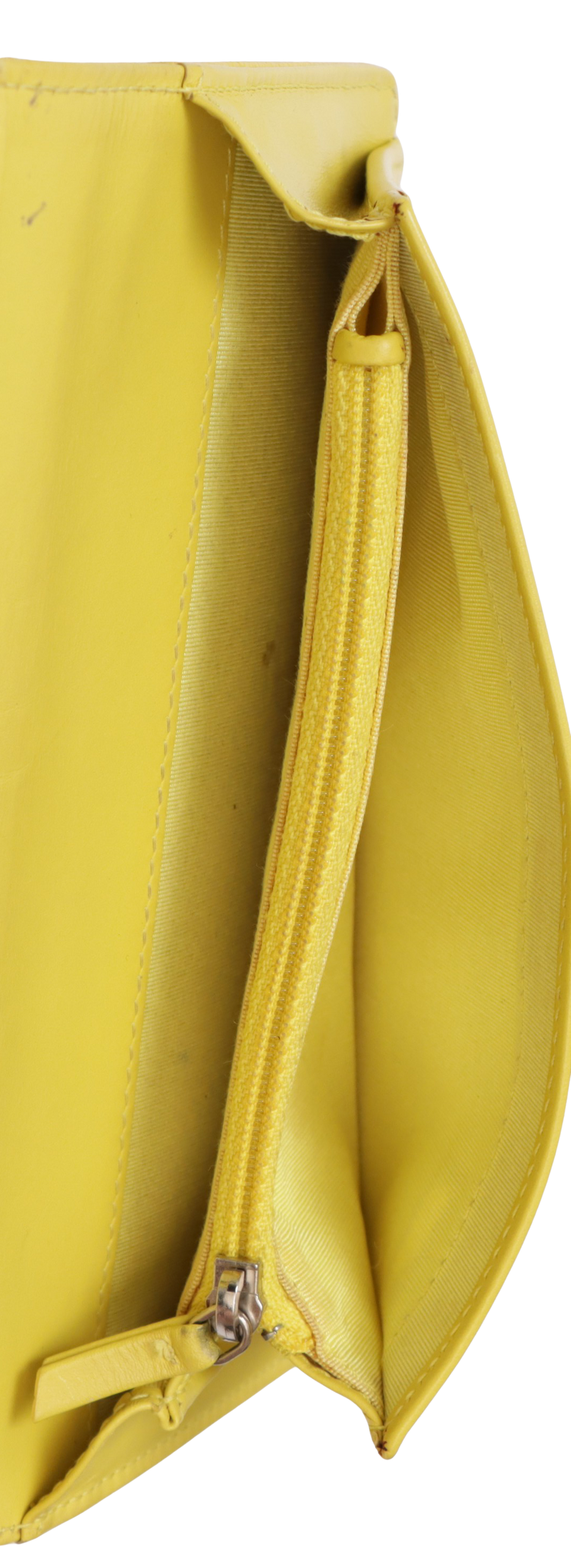 TIMELESS CC YEN BIFOLD CAVIAR