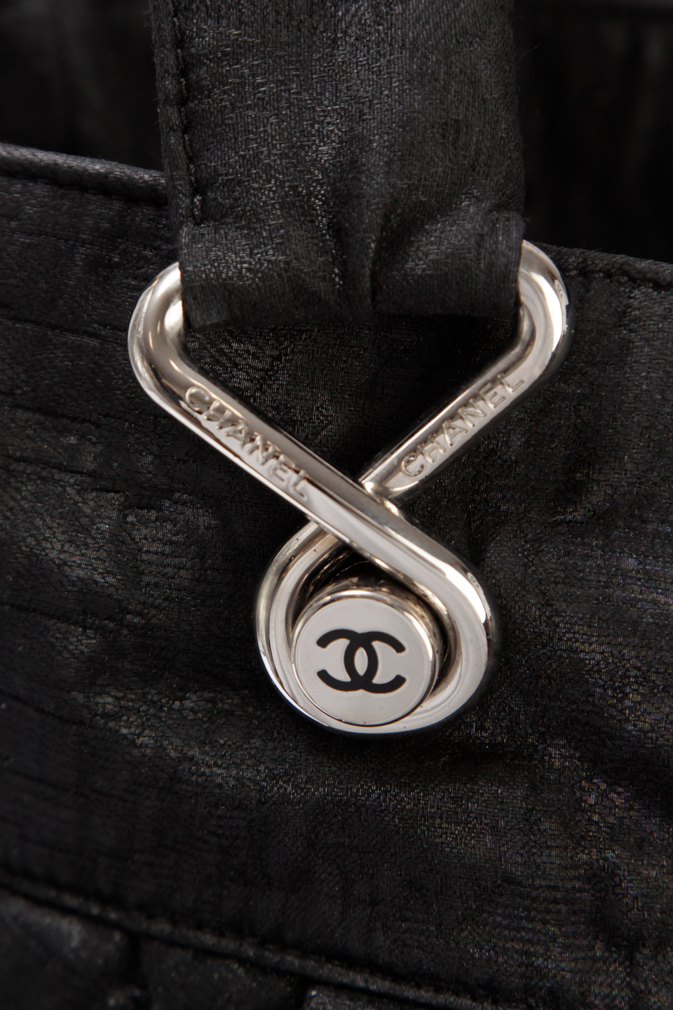 LE MARAIS QUILTED TOTE BAG