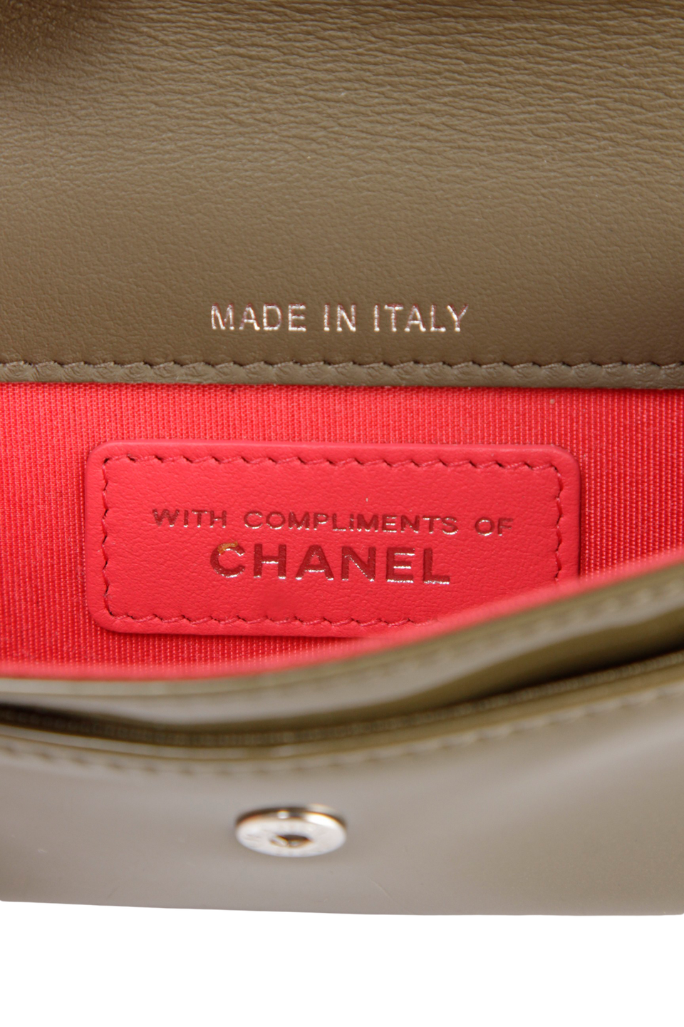 PATENT LEATHER FLAP WALLET