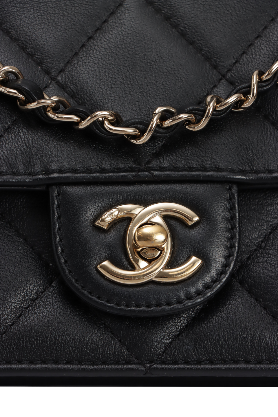 MINI TRENDY CC FLAP BAG LAMBSKIN