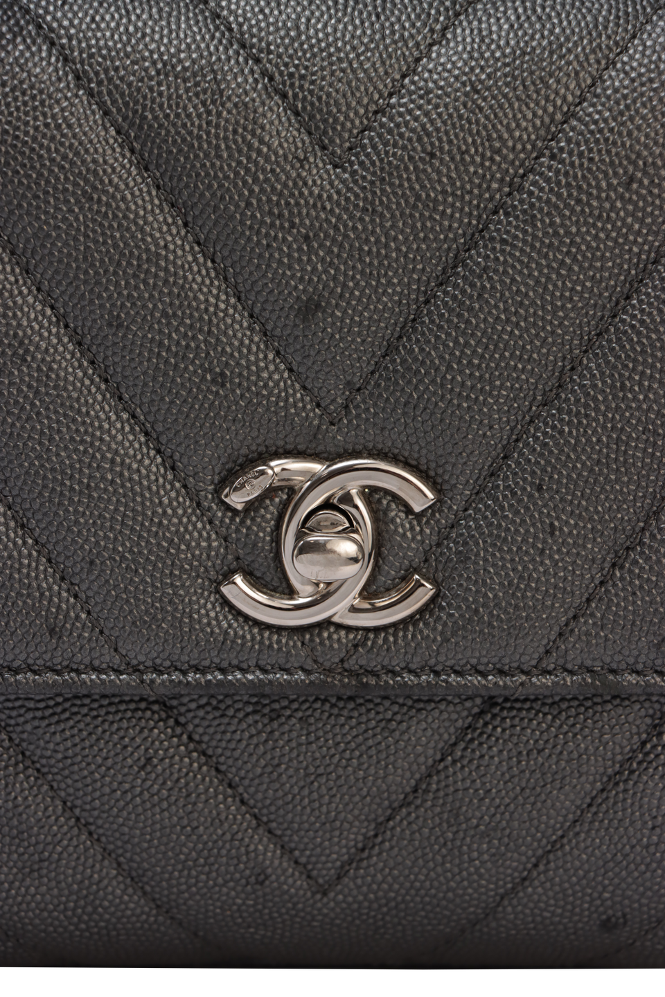 SMALL CHEVRON COCO HANDLE BAG CAVIAR