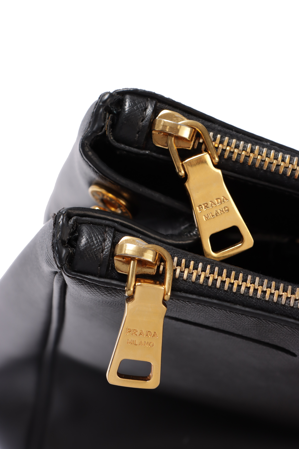 LARGE SAFFIANO LUX DOUBLE ZIP GALLERIA