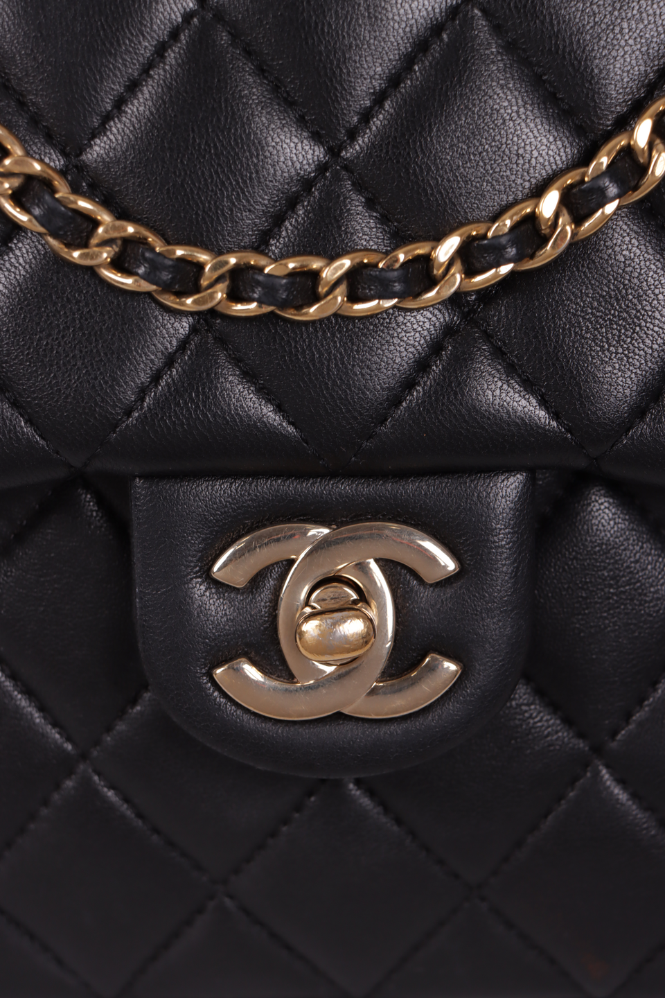 SMALL BACKPACK IN SEOUL