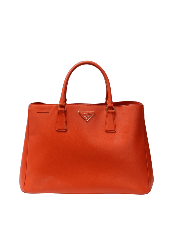 MEDIUM SAFFIANO LUX GALLERIA TOTE