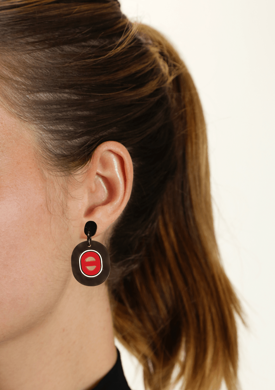 BUFFALO HORN FIDELIO VIRAGE EARRING