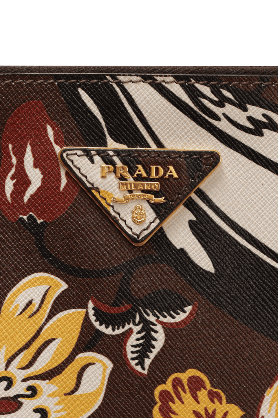 MEDIUM SAFFIANO LUX DOUBLE ZIP GALLERIA