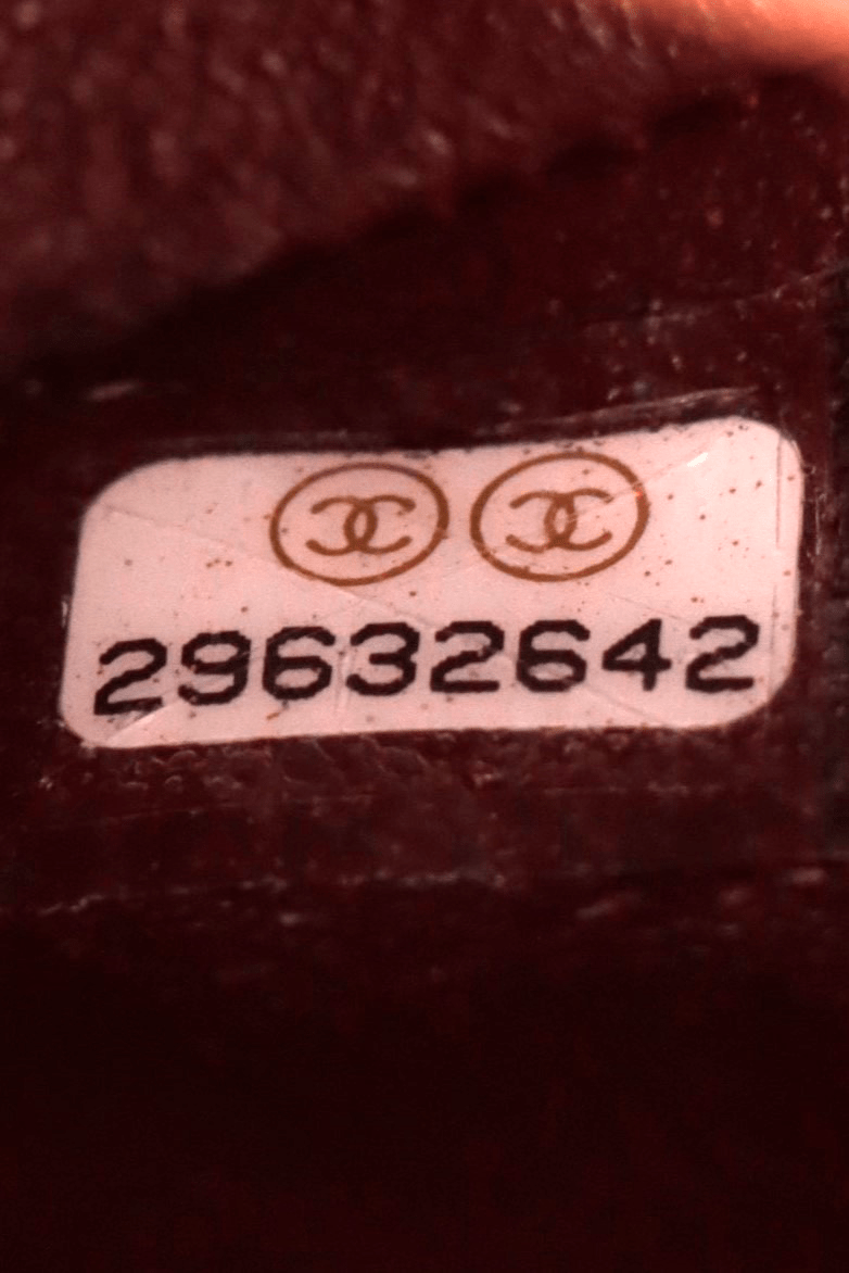 MEDIUM CLASSIC DOUBLE FLAP CAVIAR