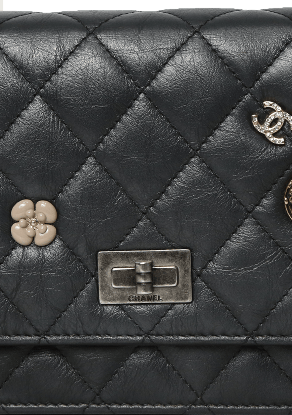 REISSUE 2.55 CHARM WALLET ON CHAIN