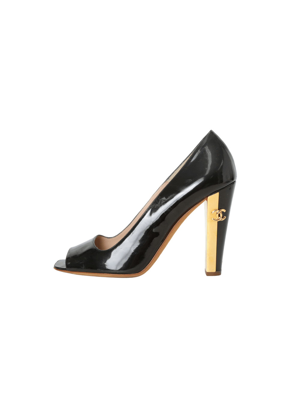 CC INTERLOCKING PUMPS 37
