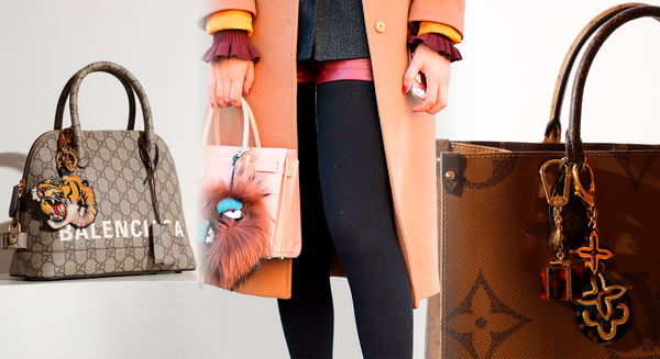 Customizando sua bolsa com charms de luxo
