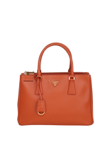 SMALL SAFFIANO LUX DOUBLE ZIP GALLERIA