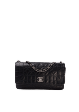 QUILTED LADY GRAPHIC FLAP BAG