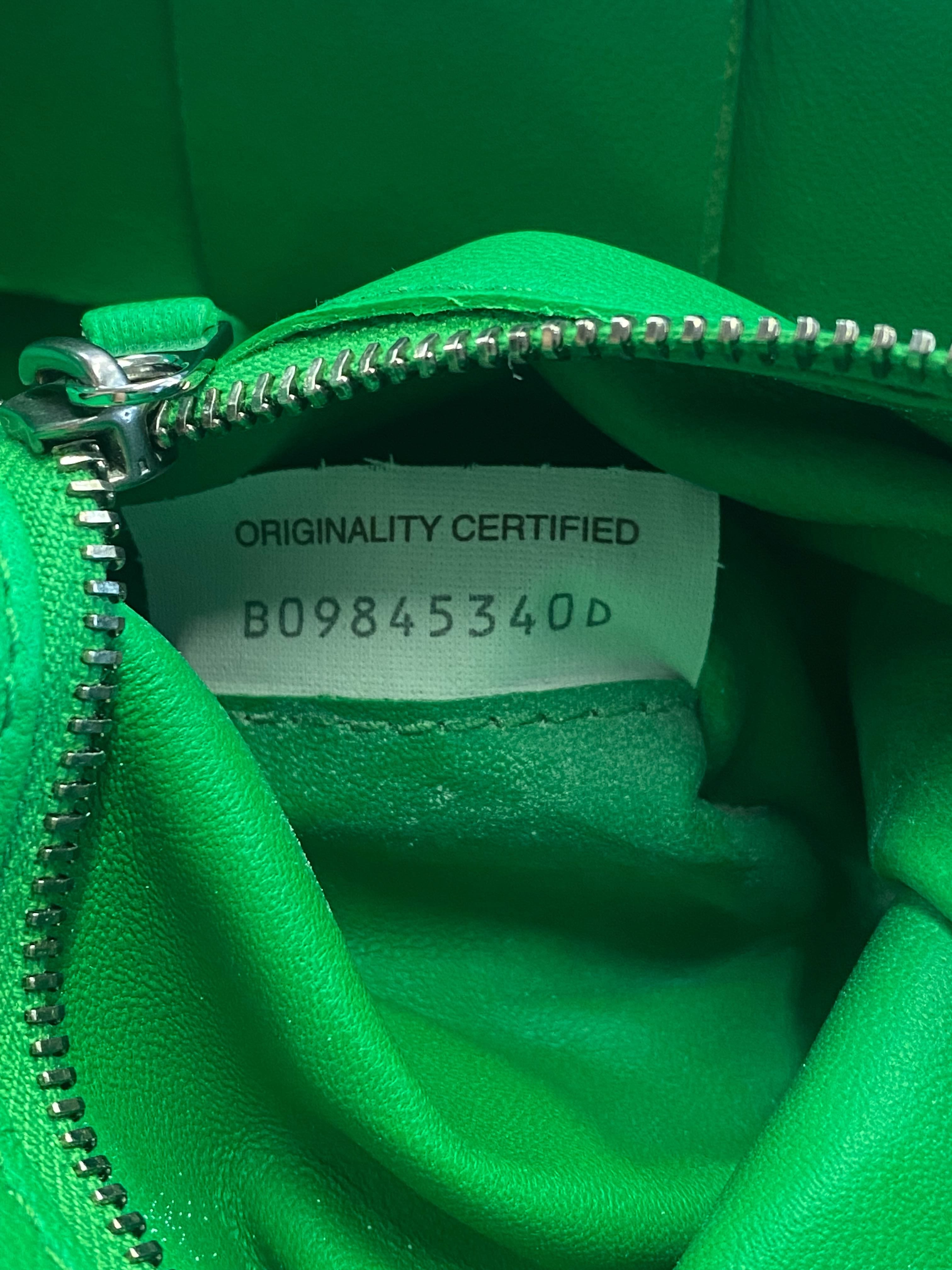 BOLSA BOTTEGA VENETA CASSETTE BAG VERDE ORIGINAL – Gringa