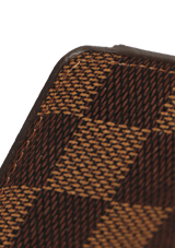 DAMIER ÉBÈNE PASSPORT COVER