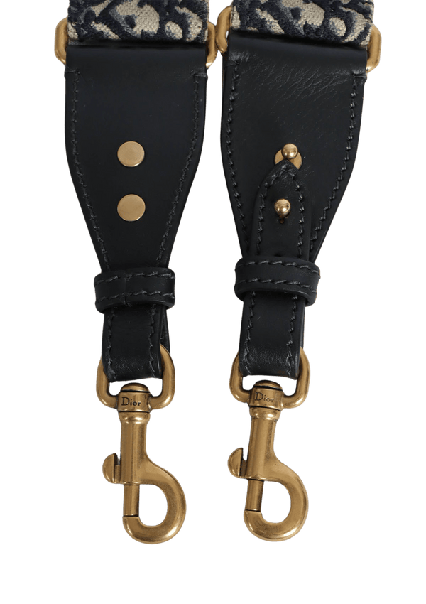 OBLIQUE SHOULDER STRAP