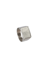 11 SQUARE SIGNET RING