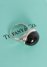 CABOCHON RING