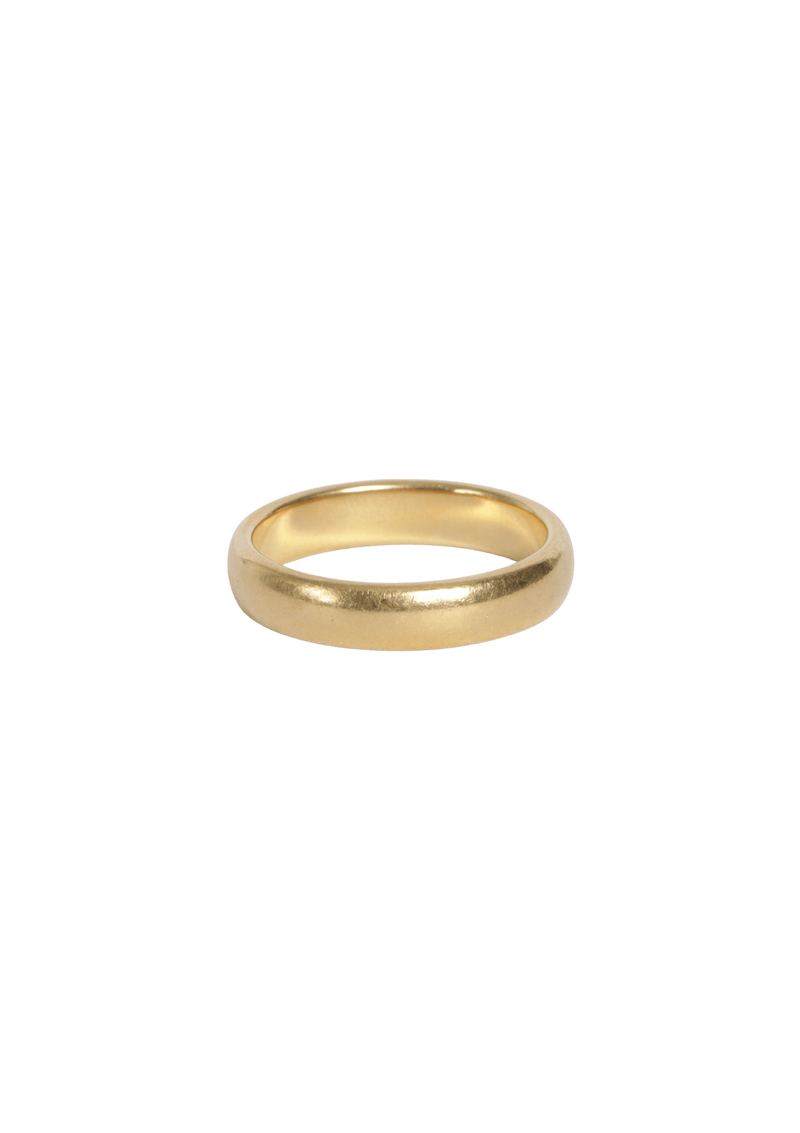 FOREVER WEDDING BAND 18K RING