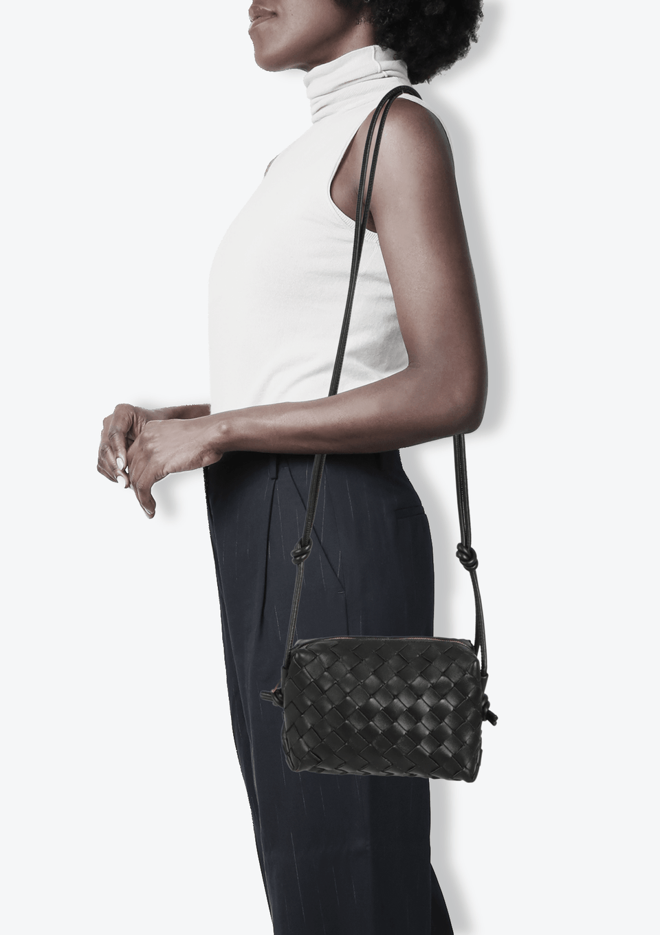 BOLSA BOTTEGA VENETA INTRECCIATO MINI LOOP BAG PRETO ORIGINAL – Gringa