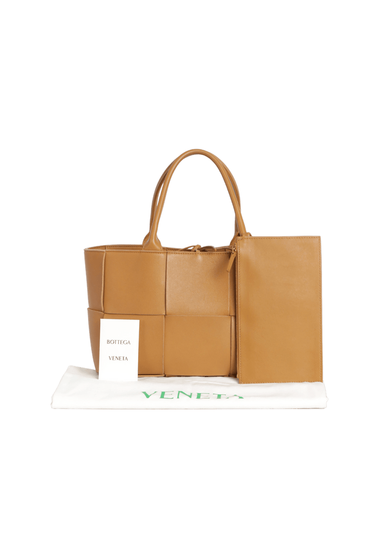 MEDIUM ARCO TOTE BAG