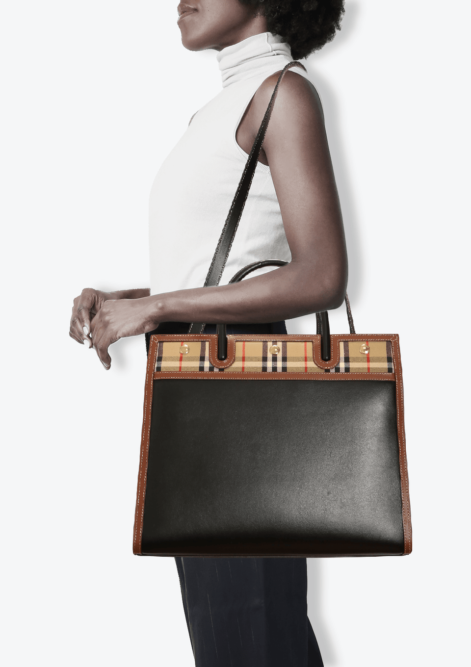 BOLSA BURBERRY VINTAGE CHECK TITLE BAG PRETA ORIGINAL – Gringa