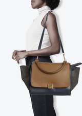 MEDIUM TRAPEZE BAG