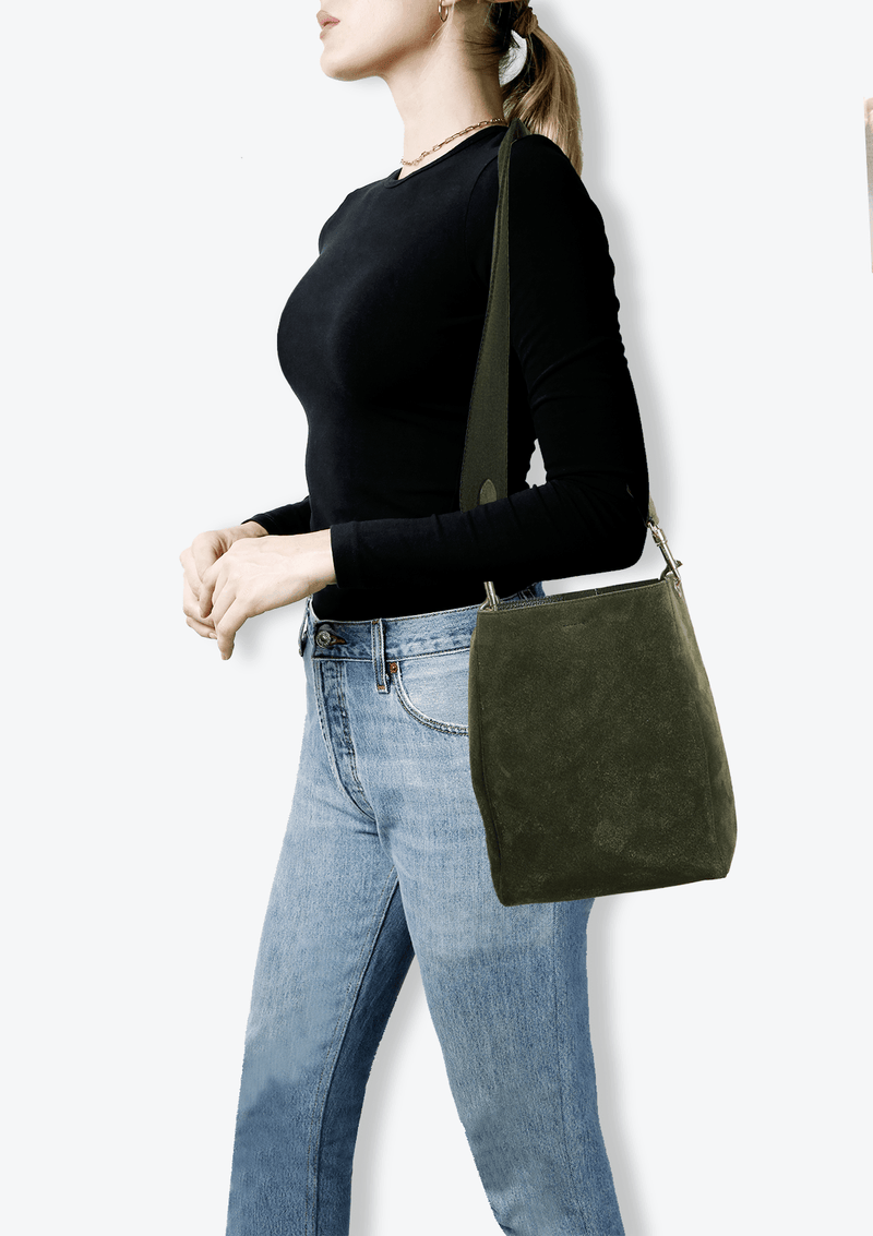 SUEDE SEAU SANGLE BAG