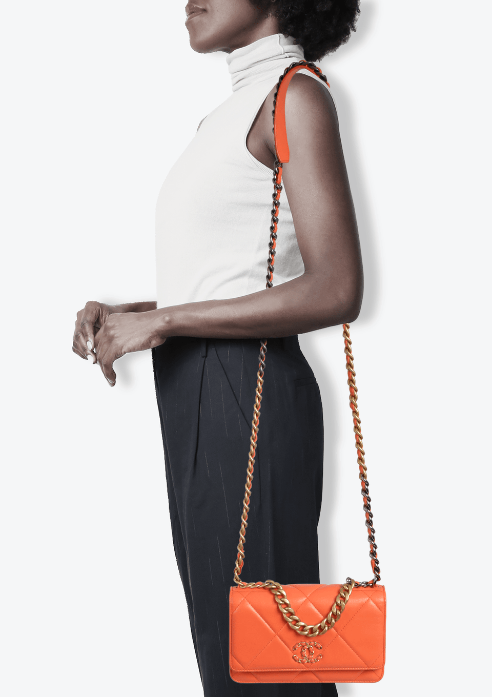BOLSA CHANEL 19 WALLET ON CHAIN LARANJA ORIGINAL – Gringa