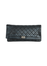 BOY FOLD OVER CLUTCH