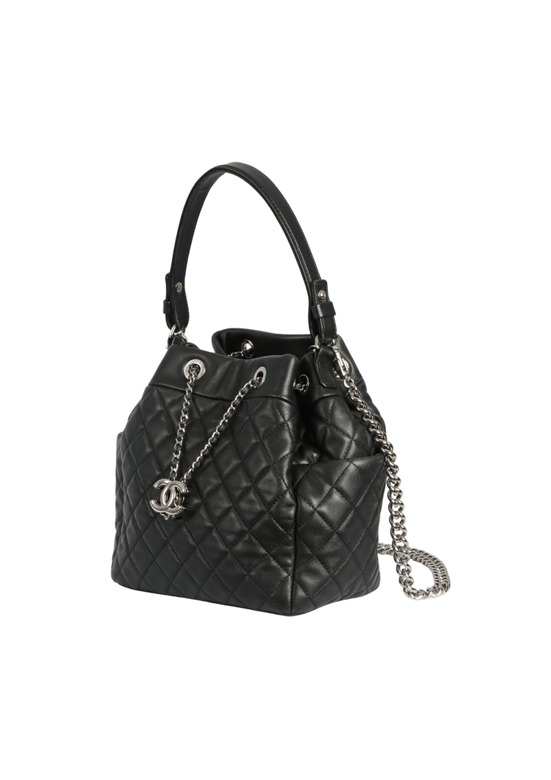 CC BUCKET BAG