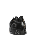 CC DRAWSTRING BUCKET BAG AGED CALFSKIN