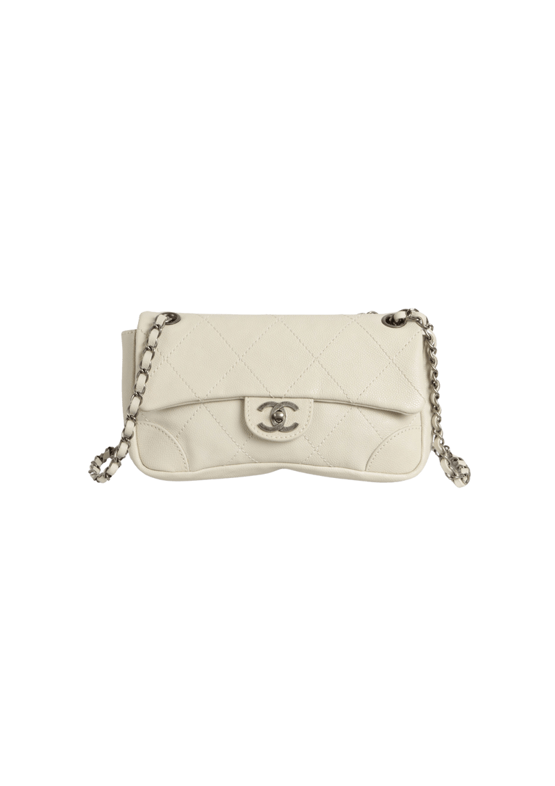 CC FLAP BAG CAVIAR