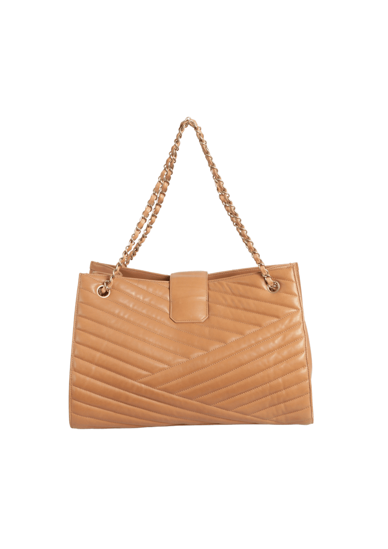 CHEVRON GABRIELLE TOTE