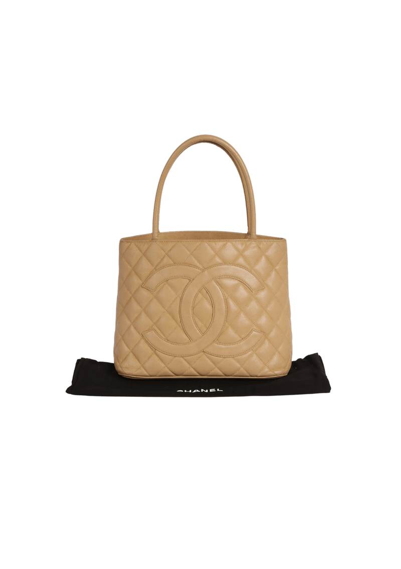 MEDALLION QUILTED TOTE CAVIAR