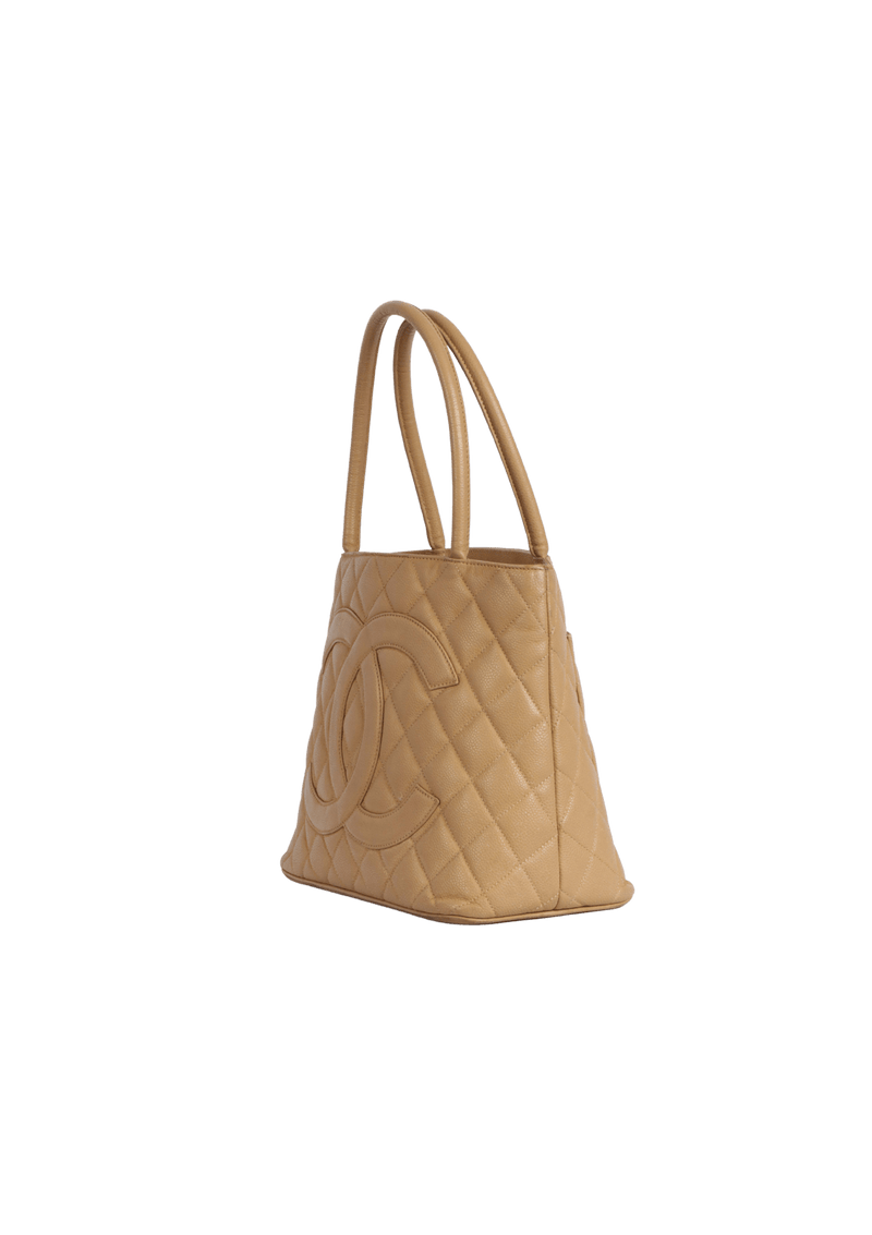 MEDALLION QUILTED TOTE CAVIAR